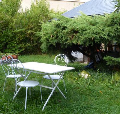 Chambre calme - Maison centre-ville- parking gratuit