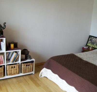 Chambre dans "Chalet écolo" bois/paille auto-construit