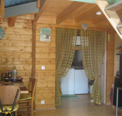 Chalet dans les bois du Quercy..