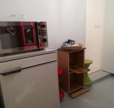 Chambre étudiant (e) à louer indépendante dans pavillon