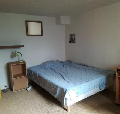 Chambre étudiant (e) à louer indépendante dans pavillon