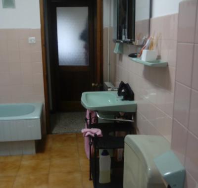 Chambre à  louer  au centre de Lugo.