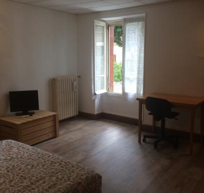 Grande Chambre chez l'habitant, proche Cergy