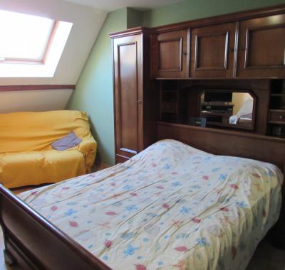 Chambre à louer + WC chez l'habitant