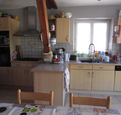 Chambre à louer + WC chez l'habitant