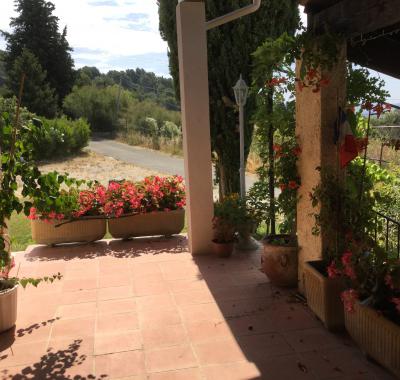 3  chambres  colorées