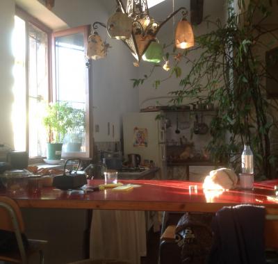 Chambre à louer dans atelier d'artiste