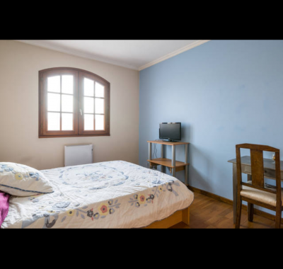 Chambre meublée dans maison calme parc parilly