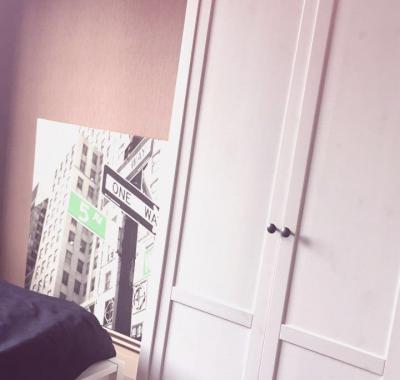 Une chambre agréable à louer à Paris