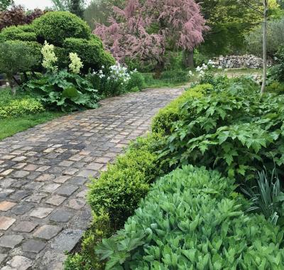 Chambre indépendante dans dépendances