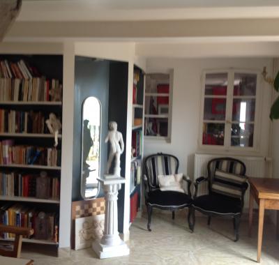 Chambre avec sa sdb privative et dressing