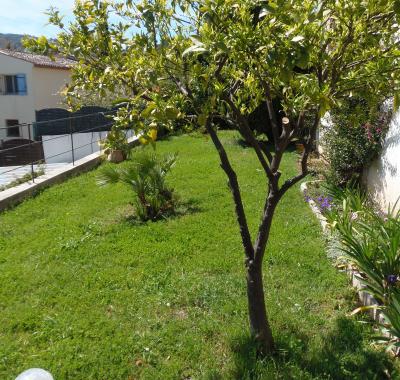 Chambre individuelle dans grande villa