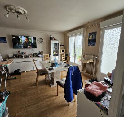 Chambre avec lit 2 places, individuelles à l'étage