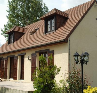 PETITE CHAMBRE CONFORTABLE EN MAISON DE CAMPAGNE