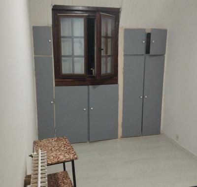 Chambre à louer dans une maison individuelle à Louvre près  de la gare
