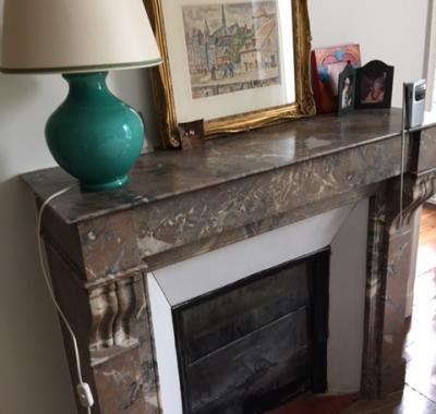 Chambre dans charmant petit trois pièces lumineux