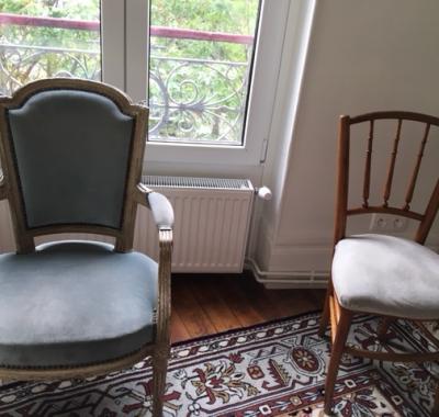 Chambre dans charmant petit trois pièces lumineux