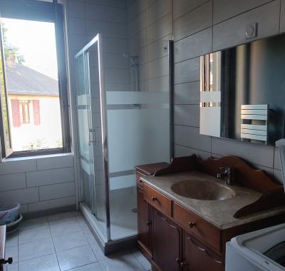 Chambre à louer pour étudiant(e) -Chambéry