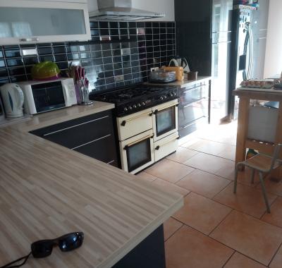 Chambre avec ptit dej repas du soir compris avec charges