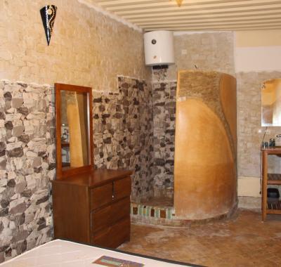 Chambre meublée à louer à Fès