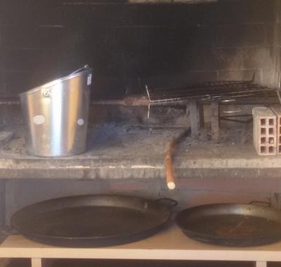 Maison rurale + 3 cabanes en bois,piscine,sauna,jaccuzzi,salle de jeux