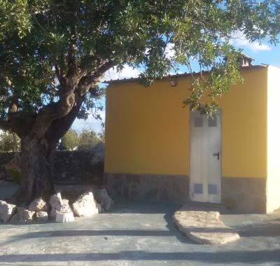 Maison rurale + 3 cabanes en bois,piscine,sauna,jaccuzzi,salle de jeux