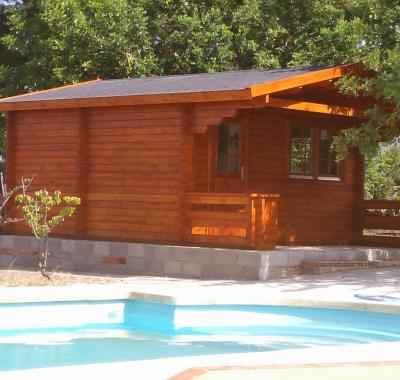 Maison rurale + 3 cabanes en bois,piscine,sauna,jaccuzzi,salle de jeux