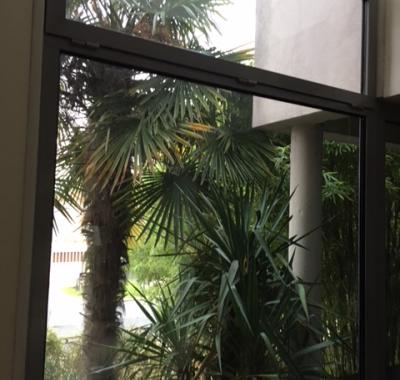 Chambre avec Salle de bain privative dans une maison d’architecte