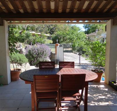 STUDIO POUR ETUDIANT A BIOT