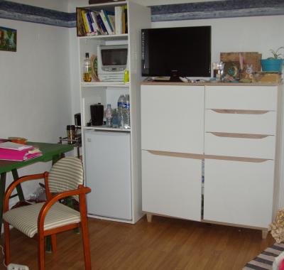 Chambre meublée dans pavillon