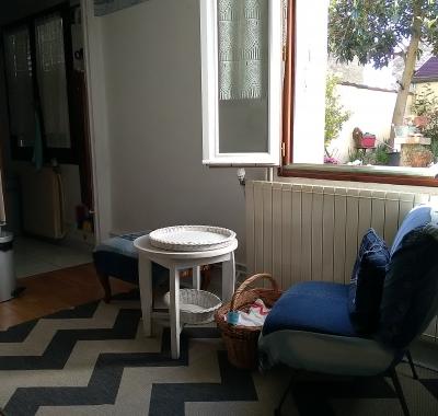 Chambre meublée dans pavillon