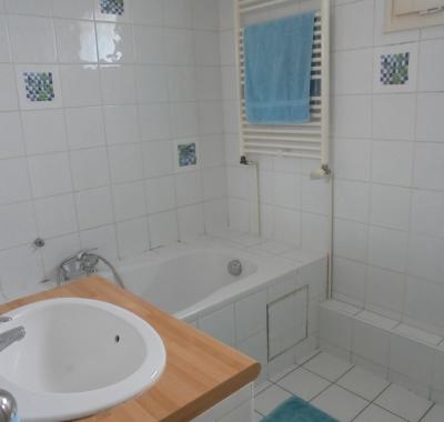 Chambre à louer dans une maison avec jardin à Mouvaux