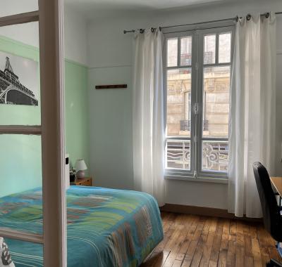 Chambre dans un appartement en plein cœur du XVeme