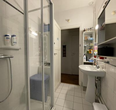 Chambre dans un appartement en plein cœur du XVeme