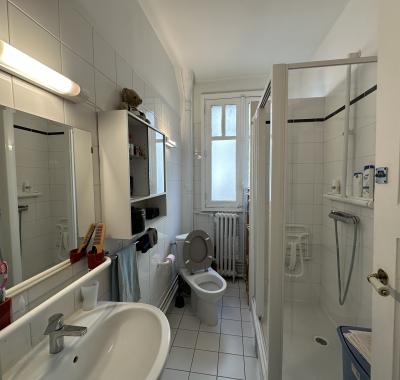 Chambre dans un appartement en plein cœur du XVeme
