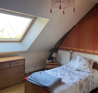 Ch rouge 1 pers proche 24 du Mans et JO