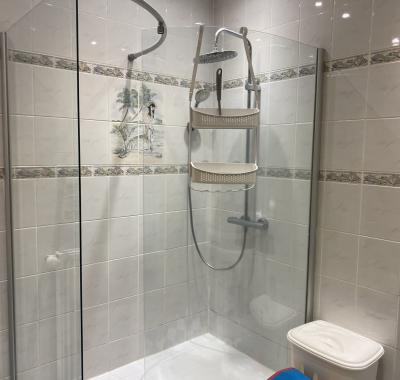 Ch rouge 1 pers proche 24 du Mans et JO