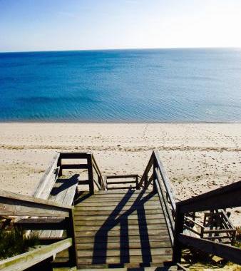 Chambre meublée bord de  mer pour dame étrangère