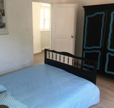 MEUBLE EN CENTRE VILLE