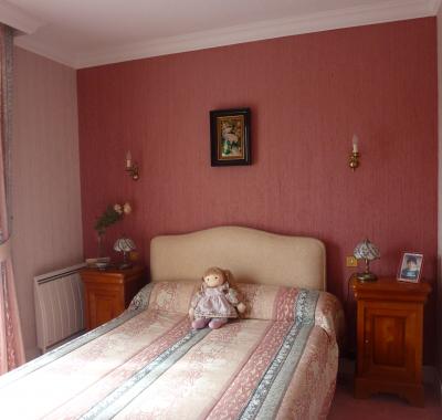 CHAMBRE DOUBLE 49 euros avec petit Déjeuner