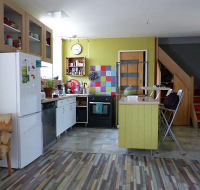 Chambre lumineuse chez l'habitant