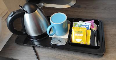 Grande chambre double + wifi + parking gratuit