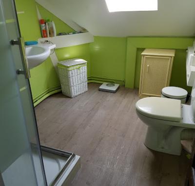 Chambre à louer pour une jeune femme  à Savigny sur orge