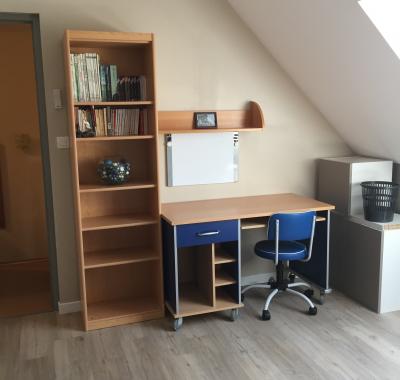 Chambre meublée à louer chez l'habitant