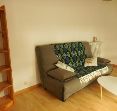 Appart. meublé T2 44 m² Clim. Ascenseur Parking, Accès Handicapé.