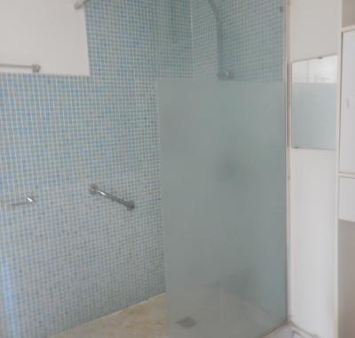 Appart. meublé T2 44 m² Clim. Ascenseur Parking, Accès Handicapé.