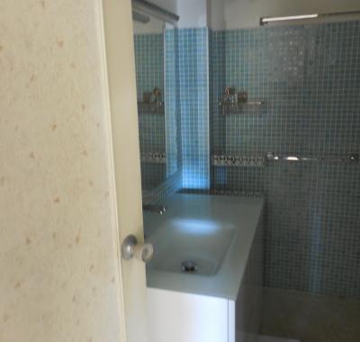 Appart. meublé T2 44 m² Clim. Ascenseur Parking, Accès Handicapé.