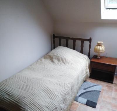 CHAMBRE A LOUER dans PAVILLON