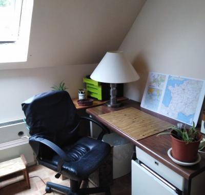 CHAMBRE A LOUER dans PAVILLON