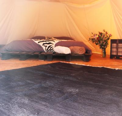 Logement atypique dans un Tipi en Algarve ( Portugal, proche Faro )